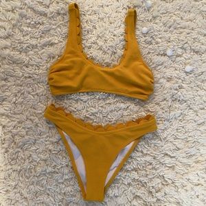 Cupshe dandelion yellow bikini top & bottom size small